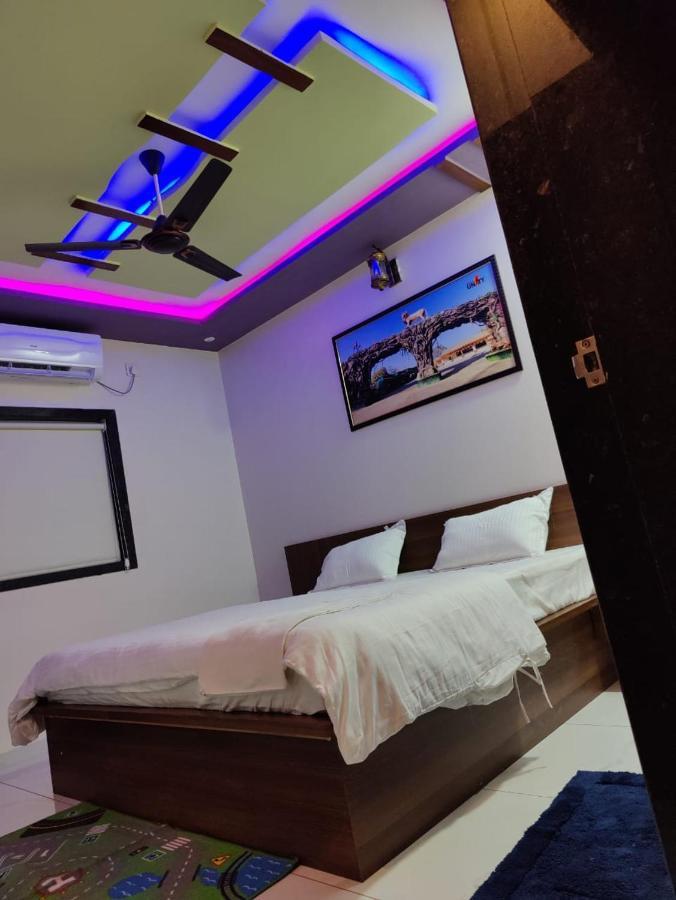 Hotel Sardar Rooms Garudeshwar Zewnętrze zdjęcie