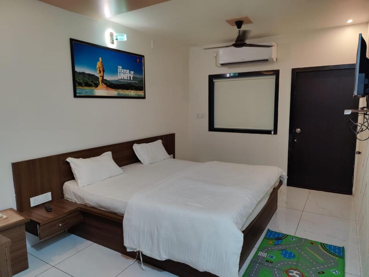 Hotel Sardar Rooms Garudeshwar Zewnętrze zdjęcie