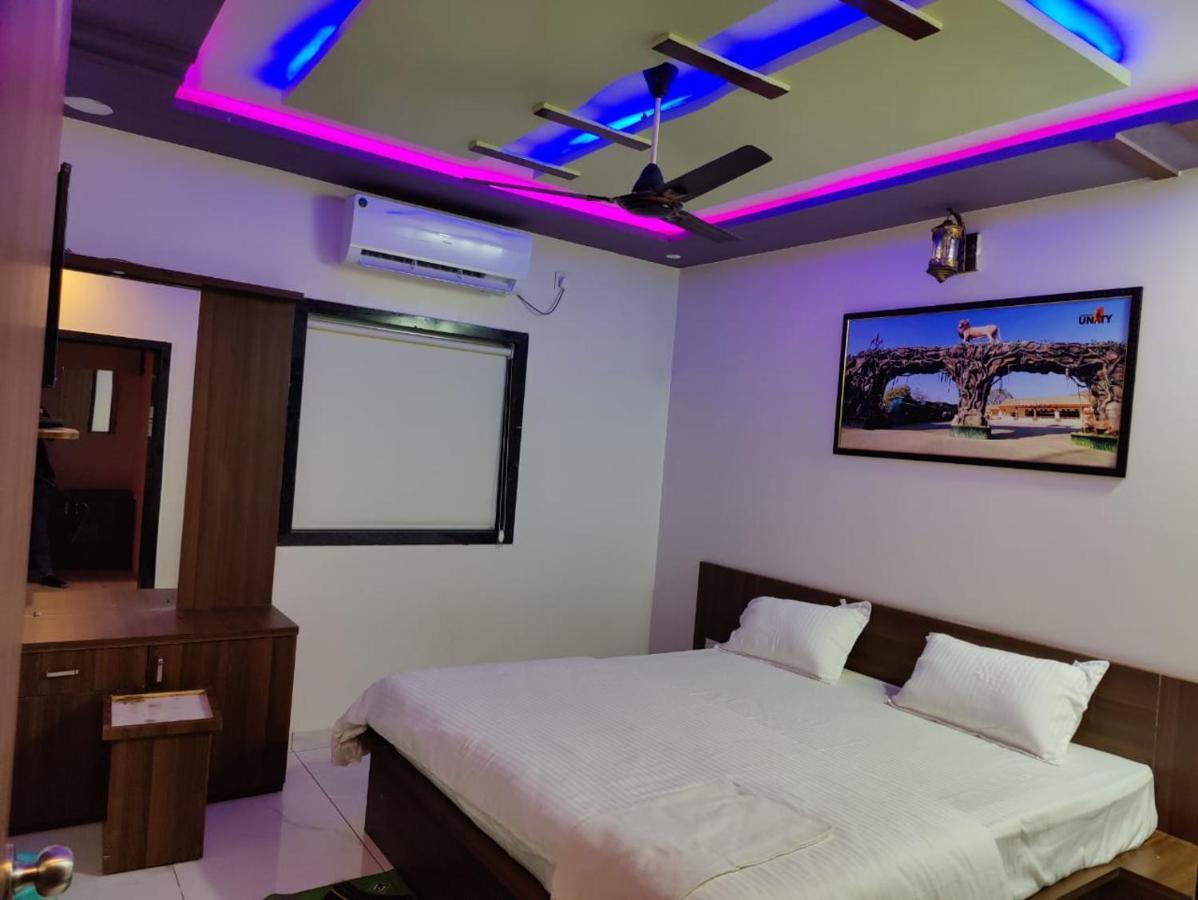 Hotel Sardar Rooms Garudeshwar Zewnętrze zdjęcie