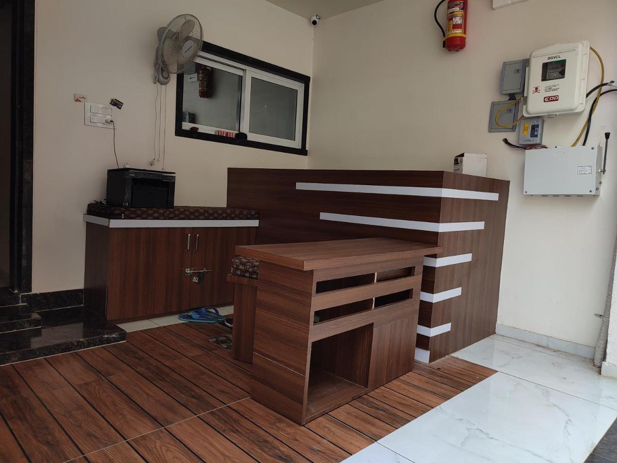 Hotel Sardar Rooms Garudeshwar Zewnętrze zdjęcie