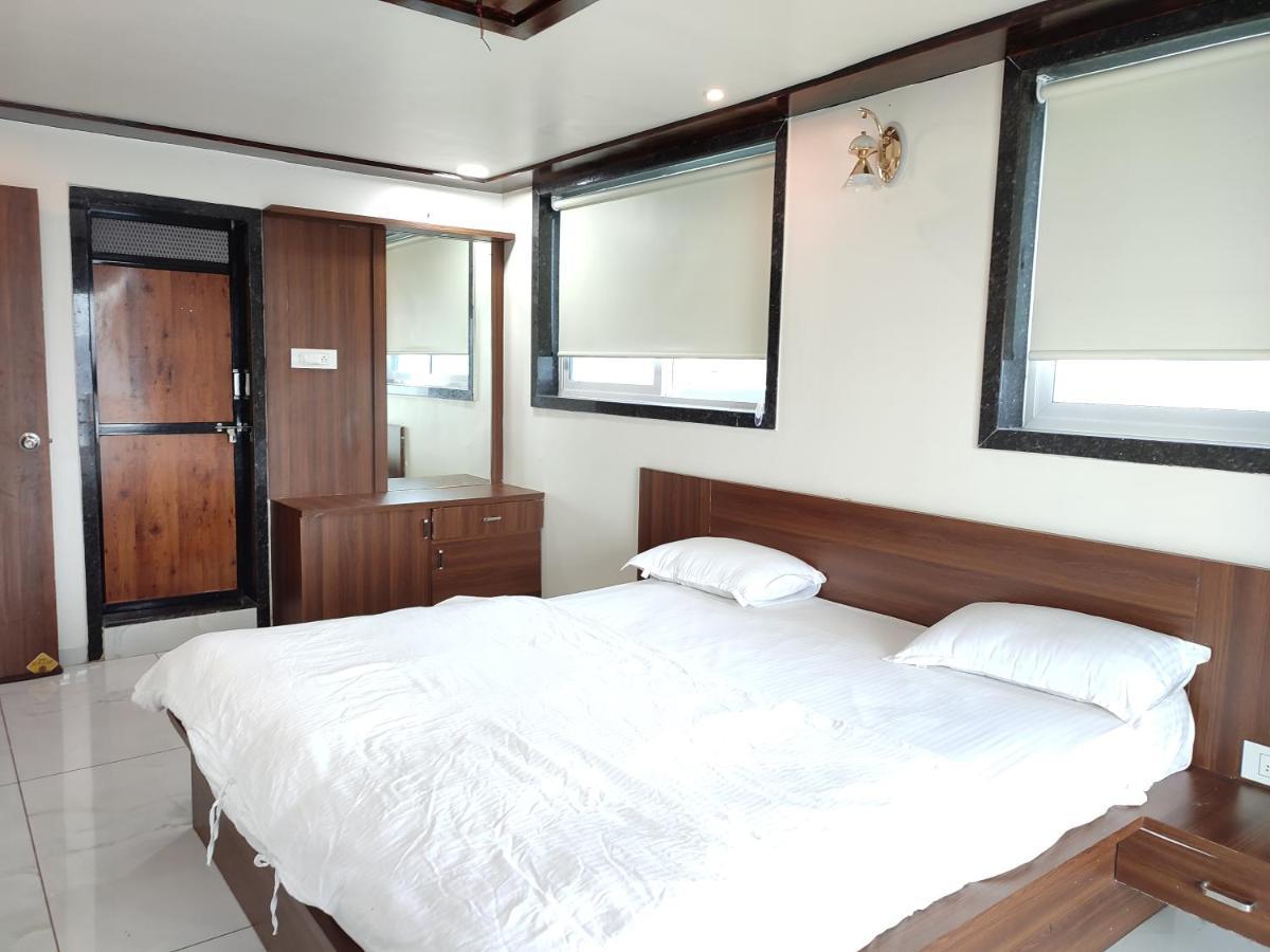 Hotel Sardar Rooms Garudeshwar Zewnętrze zdjęcie