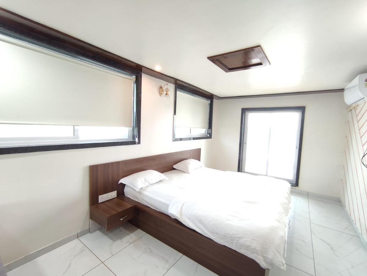Hotel Sardar Rooms Garudeshwar Zewnętrze zdjęcie