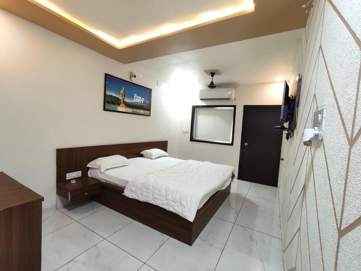 Hotel Sardar Rooms Garudeshwar Zewnętrze zdjęcie
