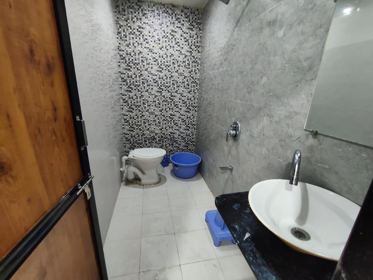 Hotel Sardar Rooms Garudeshwar Zewnętrze zdjęcie