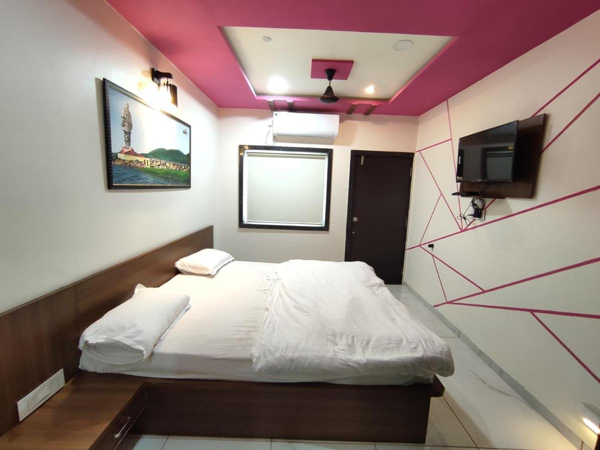 Hotel Sardar Rooms Garudeshwar Zewnętrze zdjęcie