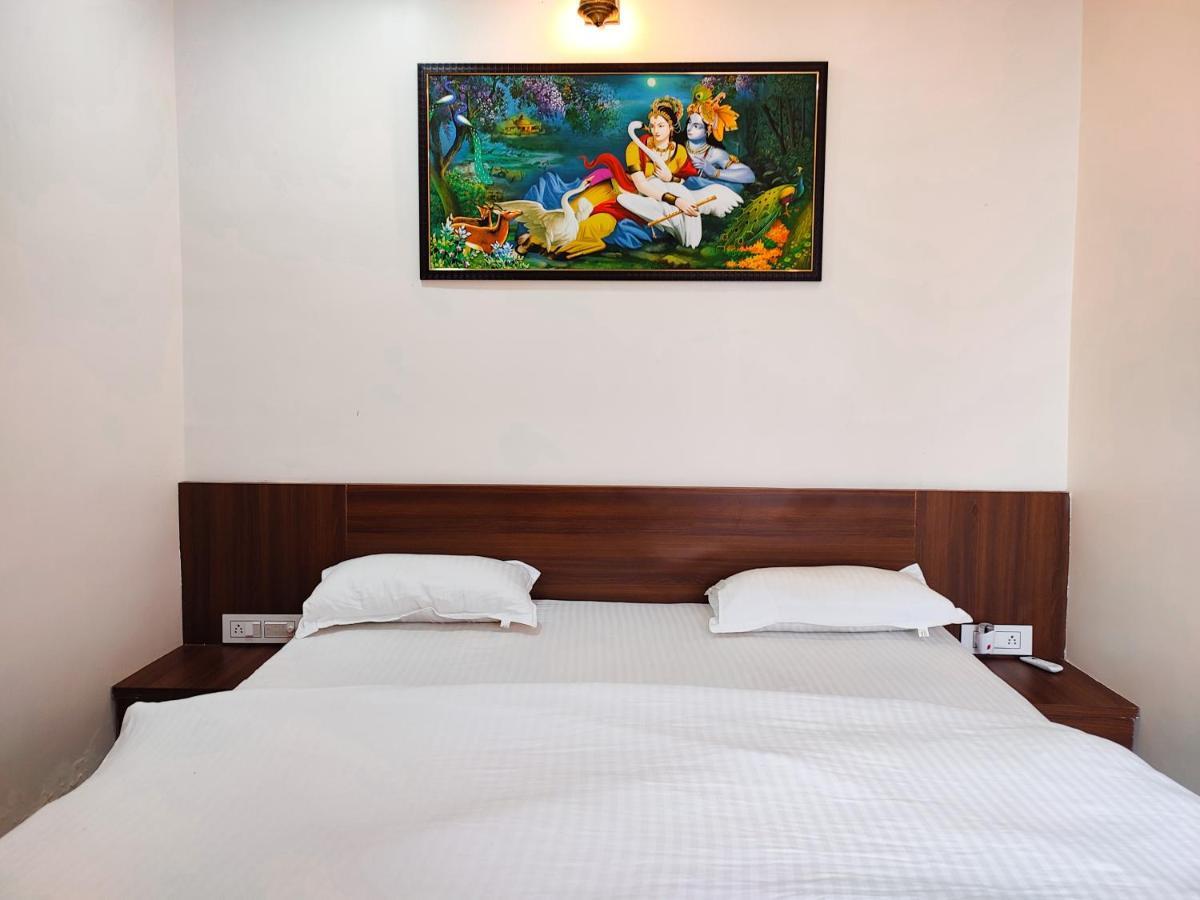 Hotel Sardar Rooms Garudeshwar Zewnętrze zdjęcie